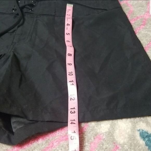 Island Escape Women's size 16 black swim shorts drawstring closure - Picture 4 of 5
